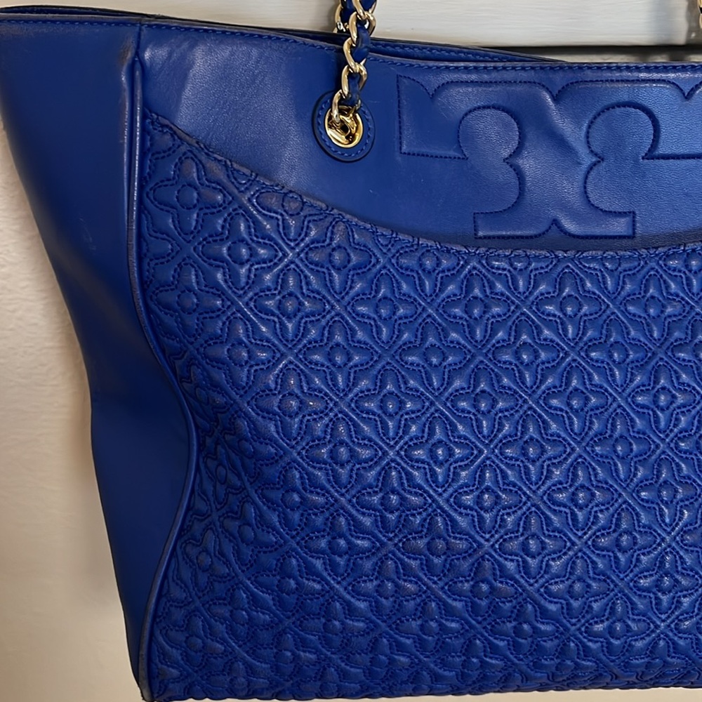 Tory Burch Tote - Picture 6 of 11